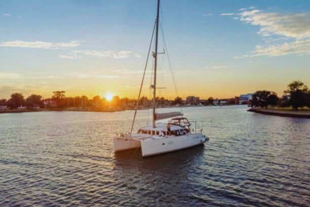 Private boat tours – Catamarã (3h)