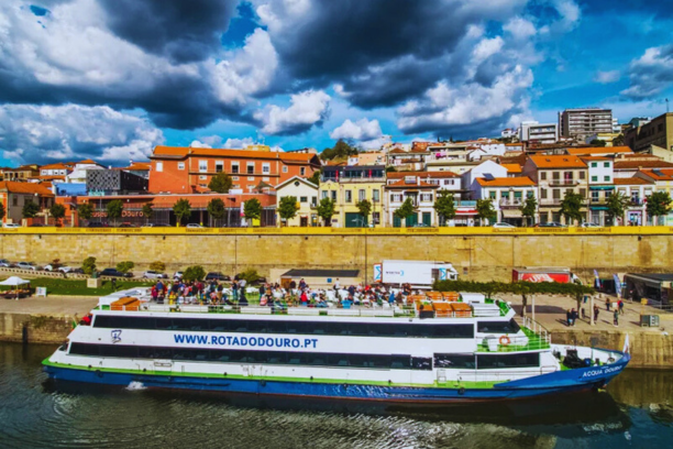 Porto | Régua Douro singular "B" 2 dias sexta, sábado e vésperas de feriado